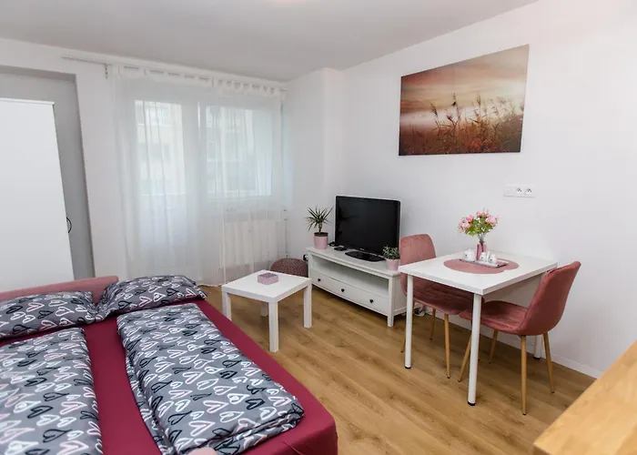 Apartament Near The Ondrej Nepela Winter Stadium Bratysława